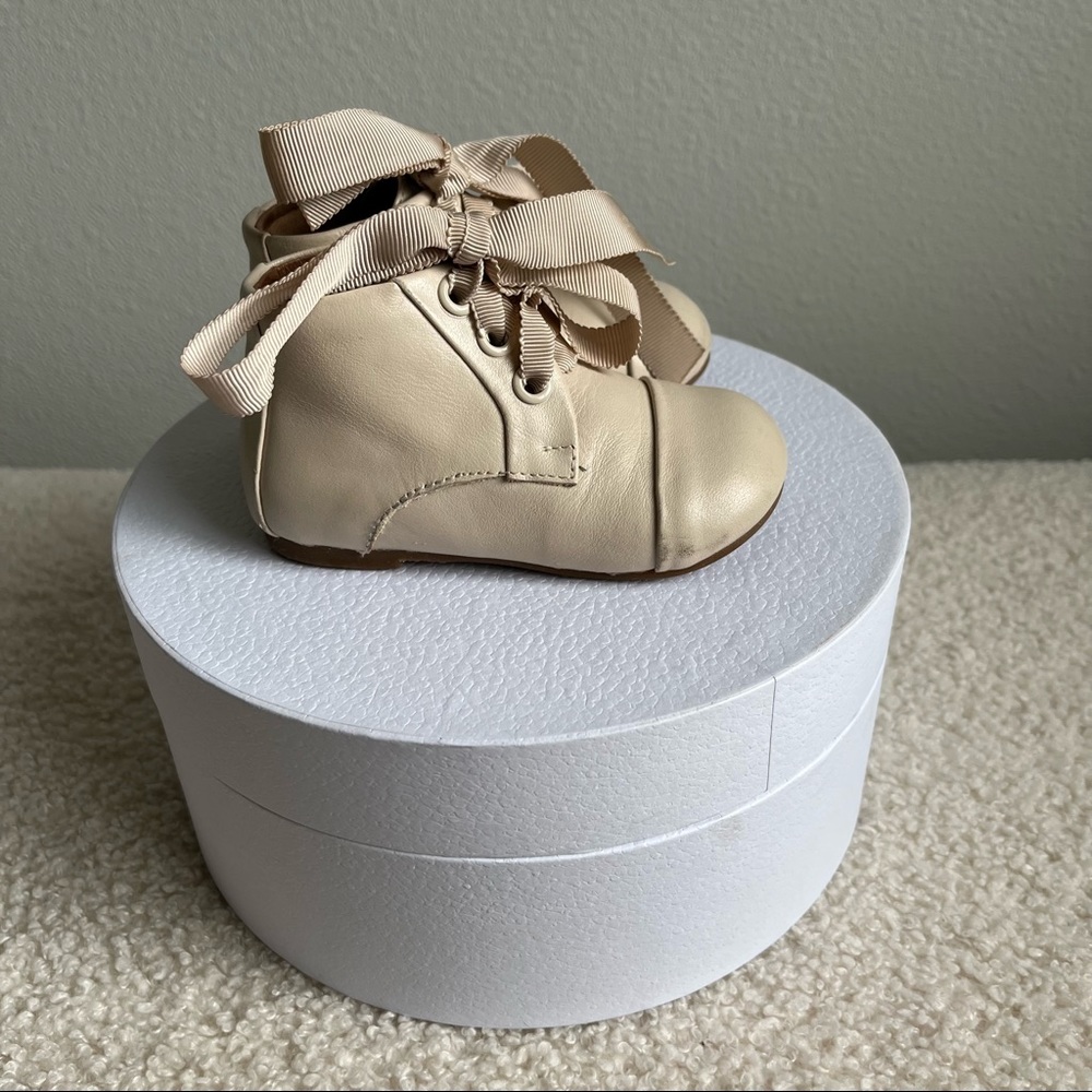 Age of innocence booties